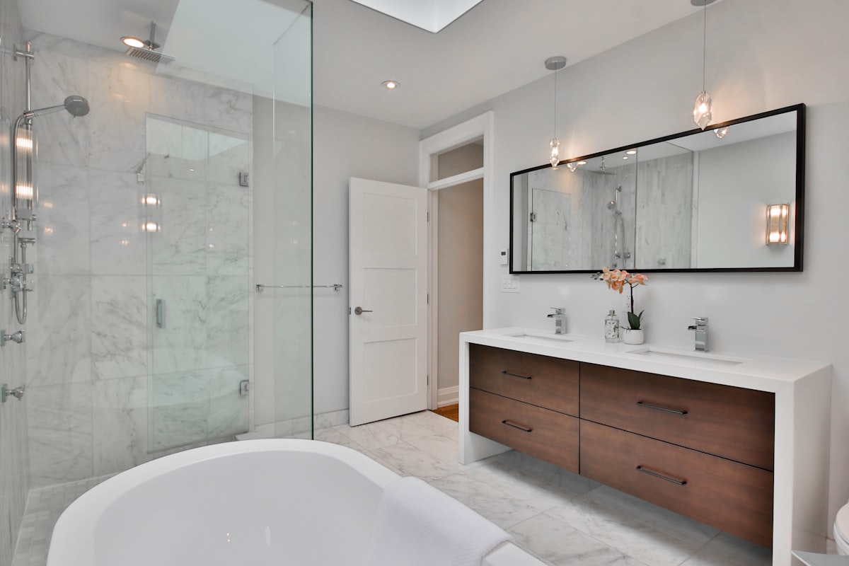 Transforming Your Daily Sanctuary: The Art of Renovating Bathrooms